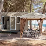 Kemp Camping&village Le Cernie 3*