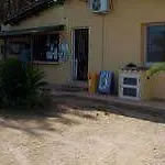 مكان تخييم Camping&village Le Cernie